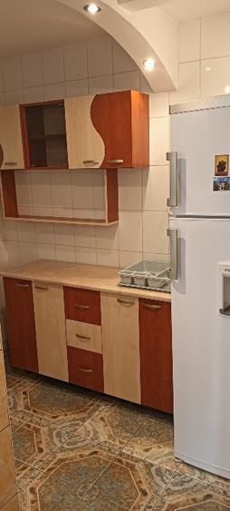 Apartament cu 3 camere semidecomandat în Nicolae Grigorescu