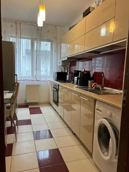 Apartament cu 2 camere semidecomandat în Florești