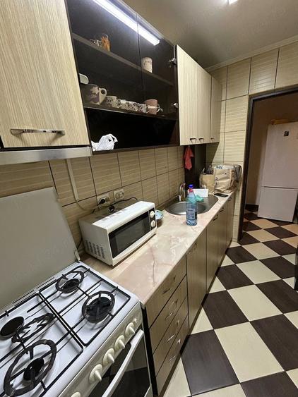 Apartament cu 2 camere decomandat în Valea Oltului