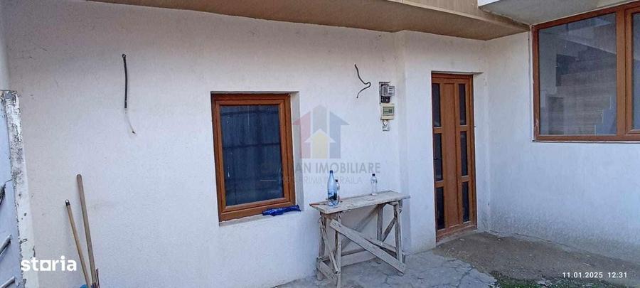 Casă cu 4 camere cu Teren 106 Mp în Brăilița