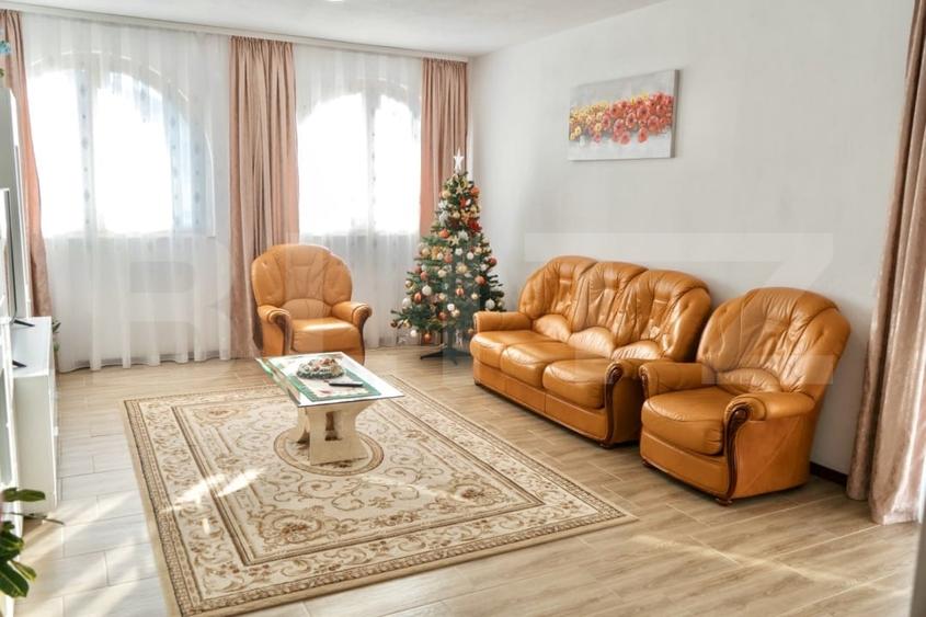 Casă individuală cu 6 camere cu Teren 1200 Mp în Cetate