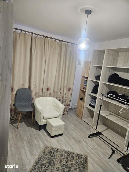 Apartament cu 3 camere în Micro 3