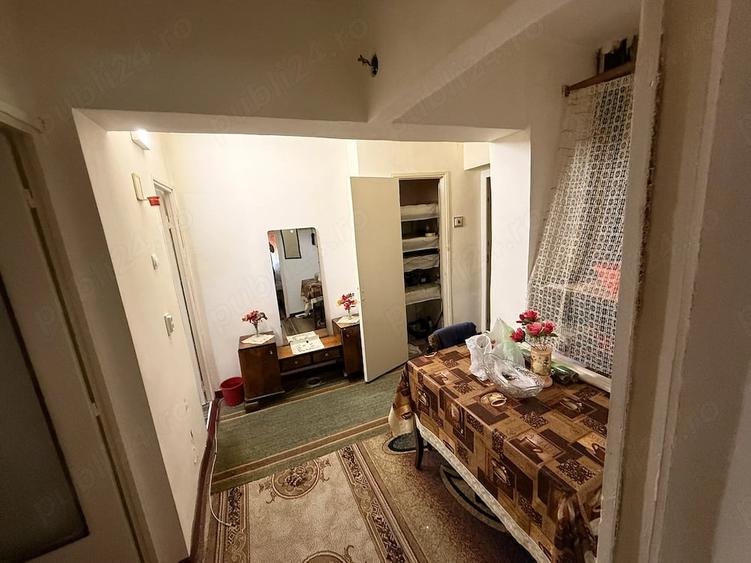 Apartament cu 3 camere decomandat în Ultracentral