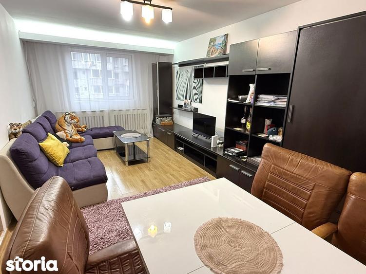 Apartament cu 3 camere decomandat, mobilat în Gară
