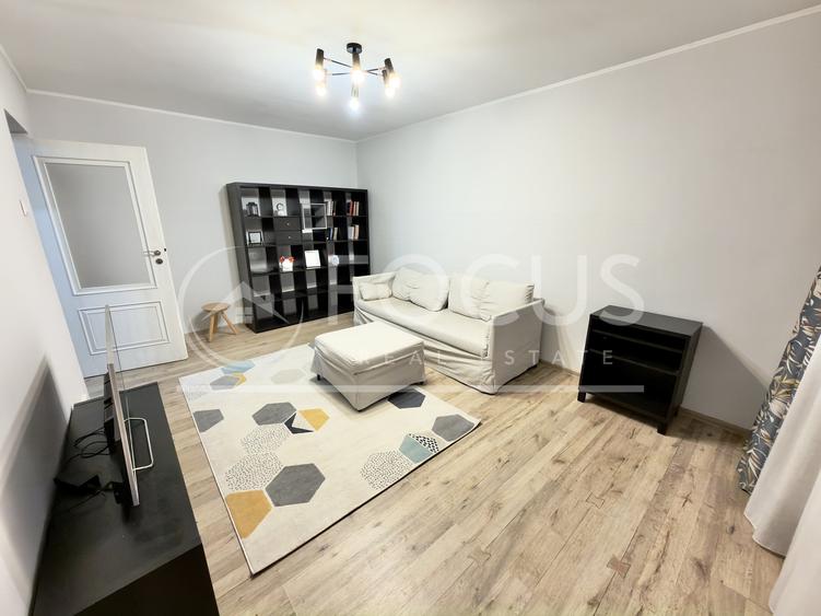 Apartament cu 2 camere decomandat, mobilat în Tei