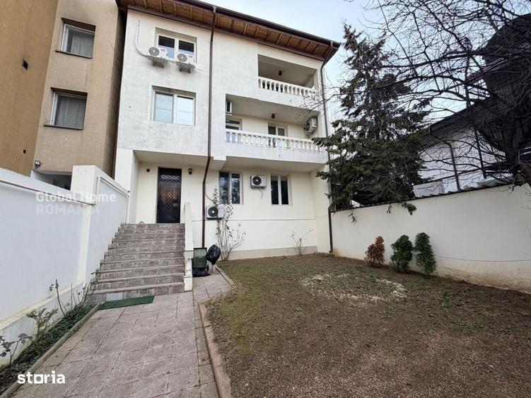 Casă cu 4 camere în Libertății