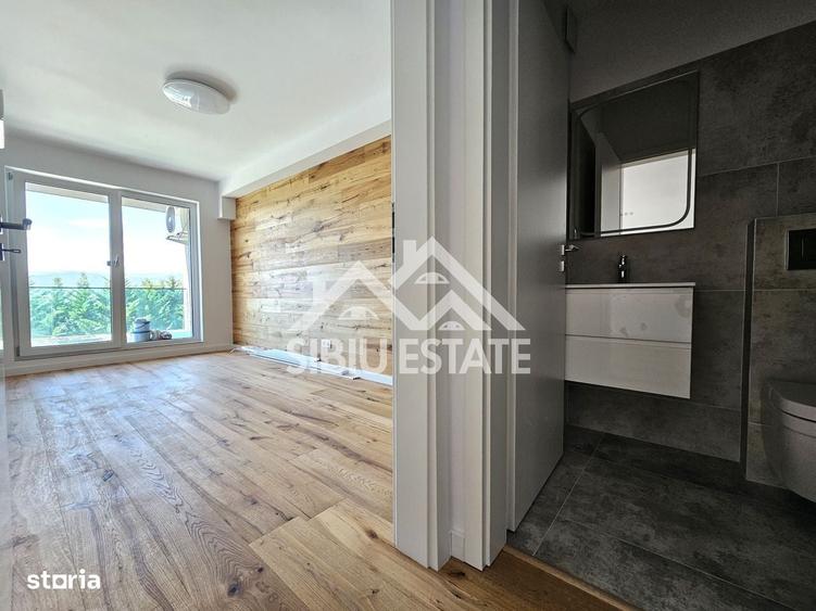Apartament cu 3 camere în Cristian