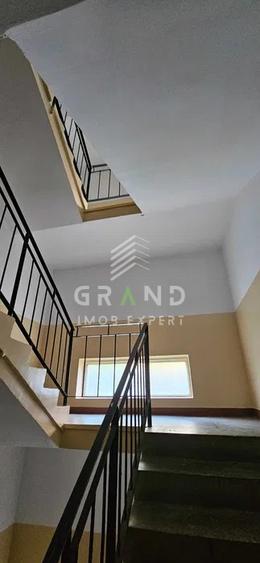 Garsonieră semidecomandată, mobilată în Gruia