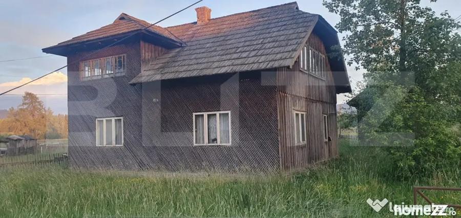 Casă cu 3 camere cu Teren 5747 Mp în Central