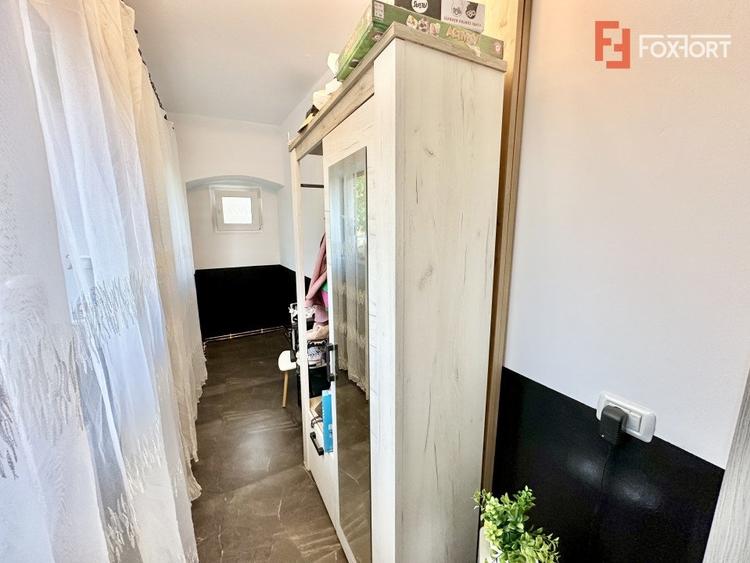 Casă individuală cu 4 camere cu Canalizare în Urseni