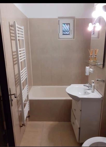 Apartament cu 2 camere decomandat în Cetate
