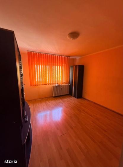 Garsoniera de vanzare, 31 mp, balcon ?i debara - 2