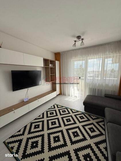 Apartament cu 2 camere în Apărătorii Patriei