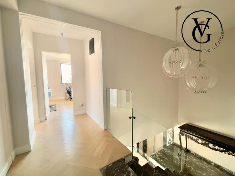 Duplex cu 4 camere cu Canalizare în Pipera