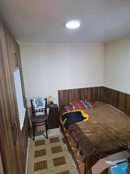 Casă cu 5 camere cu Teren 97 Mp în Central