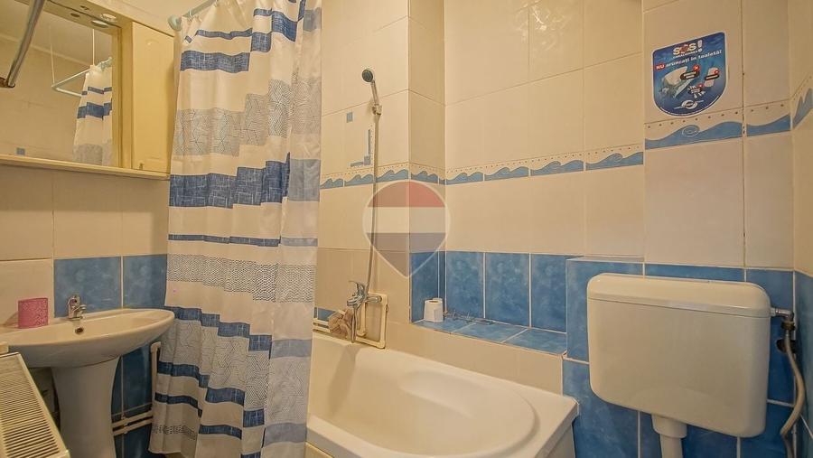 Apartament cu 2 camere decomandat în Centrul Istoric