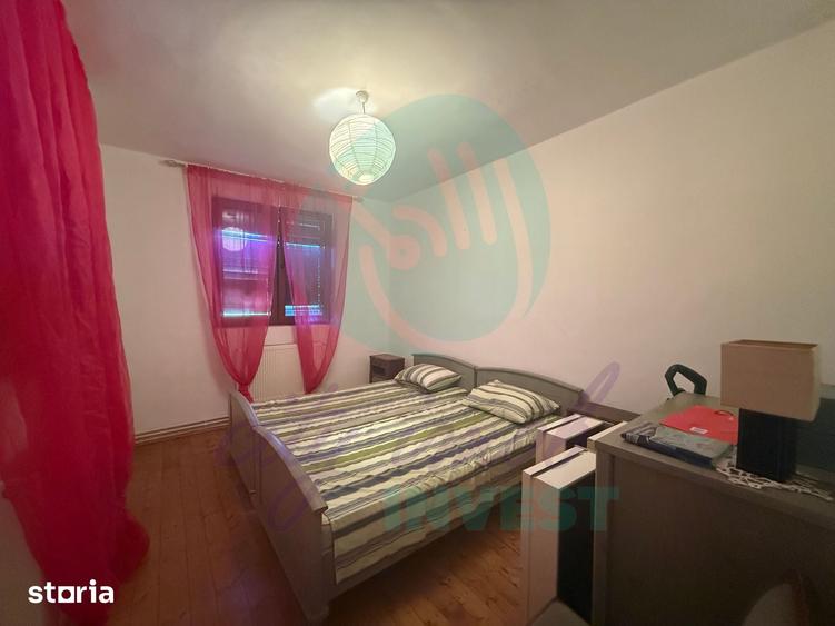 Casă cu 5 camere cu Teren 1000 Mp în Găneasa