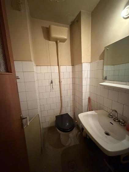 Apartament cu 3 camere decomandat în 1 Mai