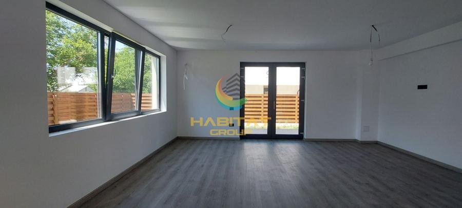 Casă individuală cu 3 camere cu Canalizare în Nord-Est