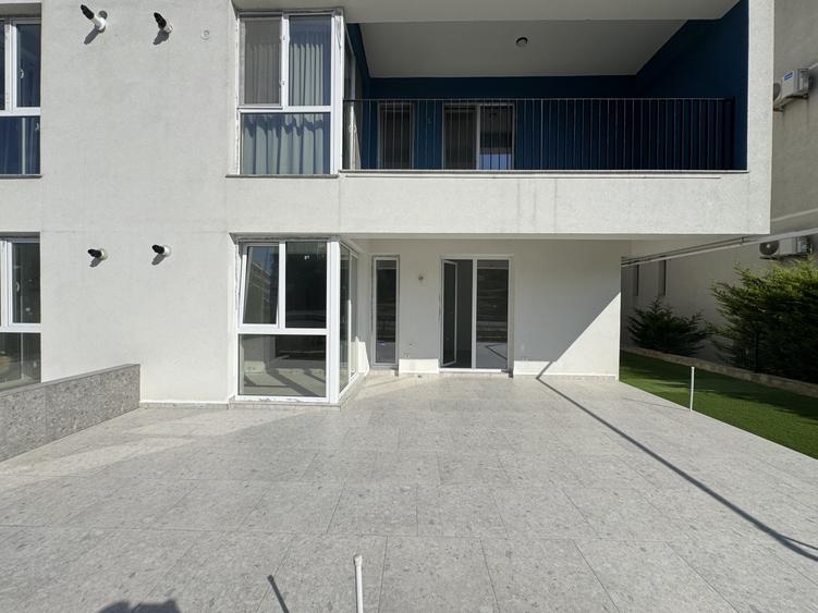 Apartament cu 2 camere decomandat în Mamaia-Sat