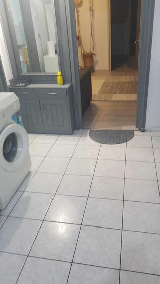 Apartament cu 2 camere semidecomandat în Decebal