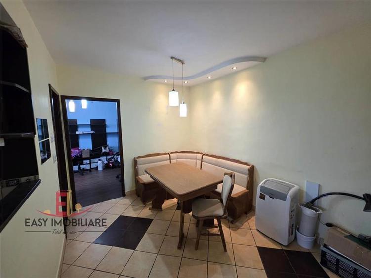 Apartament cu 2 camere decomandat în 1848