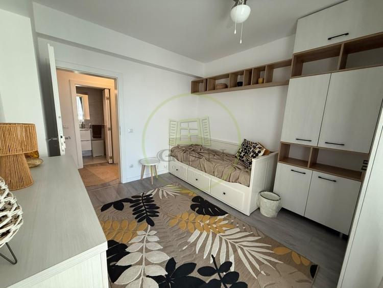 Apartament cu 3 camere, mobilat în Rovine