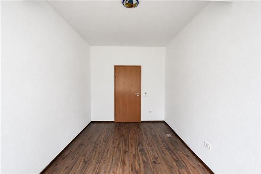 Apartament cu 2 camere decomandat în Avantgarden