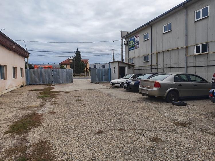 Spațiu industrial, de 445 mp, în Republicii
