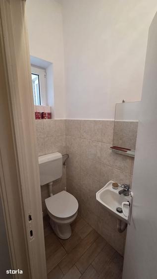 Casă cu 3 camere cu Teren 204 Mp în Bercu Roșu