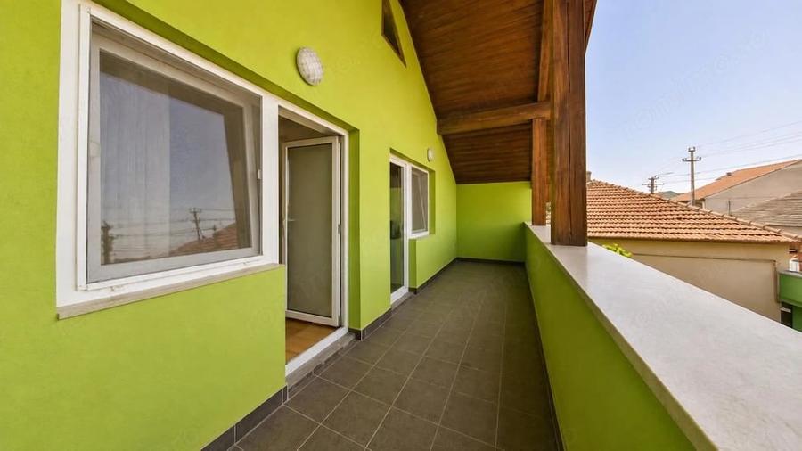 Casă cu 5 camere cu Teren 520 Mp în Grădiște