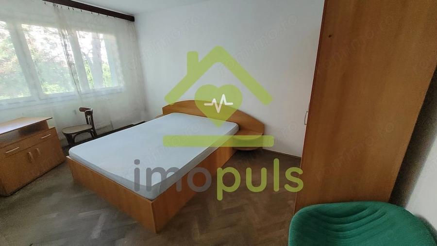 Apartament cu 3 camere semidecomandat în Favorit