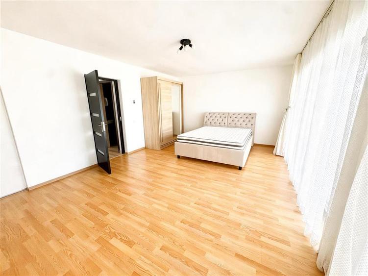 Casă individuală cu 3 camere cu Teren 150 Mp în Central