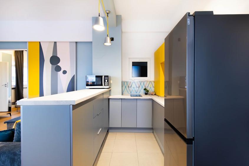 Apartament cu 2 camere semidecomandat în P-ța Romană