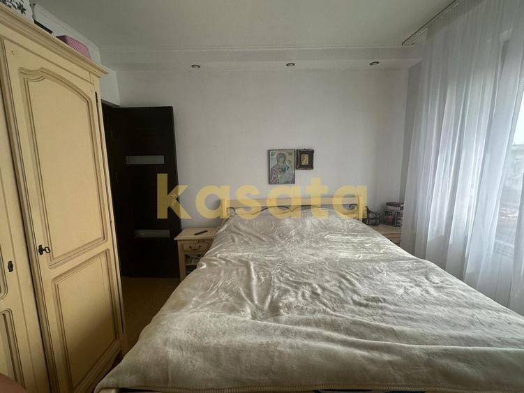 Apartament cu 3 camere decomandat, mobilat în Crângași