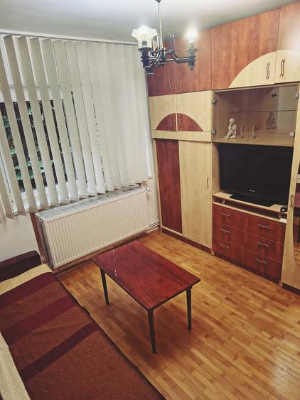 Apartament cu 2 camere decomandat în Dosu Bricii
