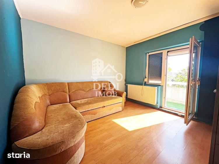 Apartament cu 3 camere decomandat în Orașul Nou
