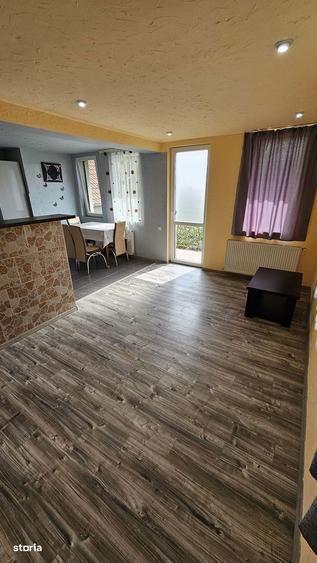 Apartament cu 3 camere în Dâmbul Rotund