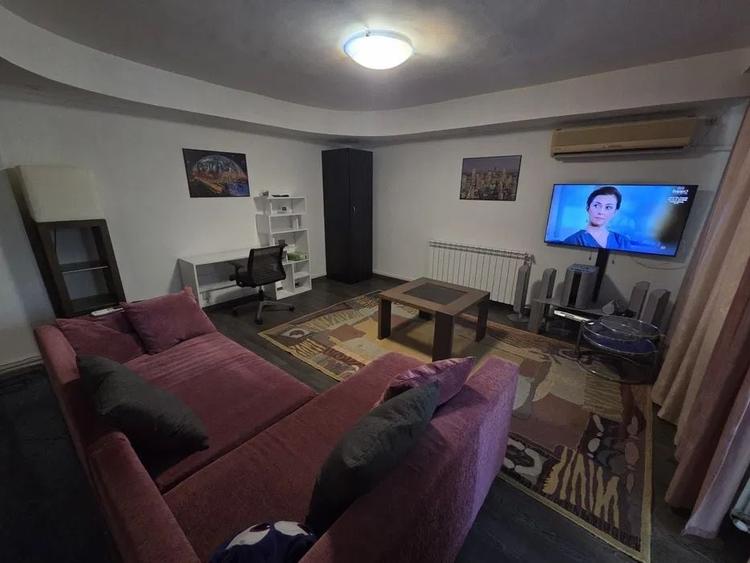 Apartament cu 2 camere decomandat în Lacul Tei