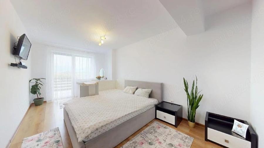 Apartament cu 3 camere decomandat în Sânpetru