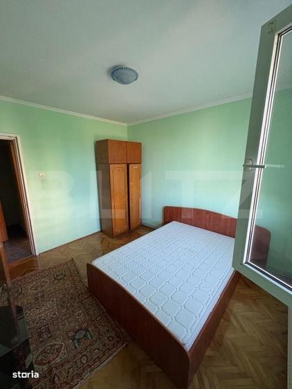 Apartament cu 2 camere semidecomandat în Craiovei