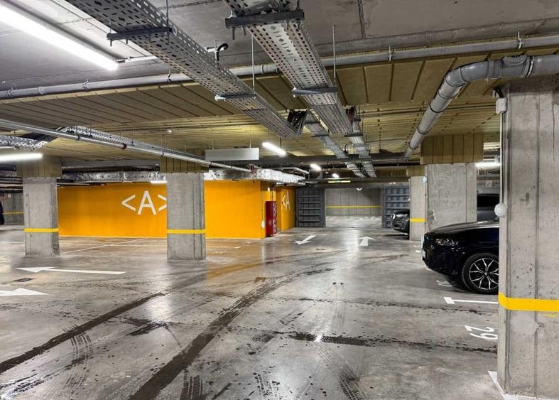 Ap 2cam\Dna.Ghica\Complex Quartier Azuga\Parcare\Centrala - 8