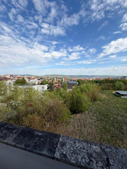 Apartament cu 2 camere decomandat în Zorilor