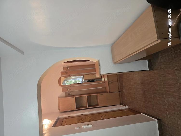 Apartament cu 2 camere semidecomandat în Buda