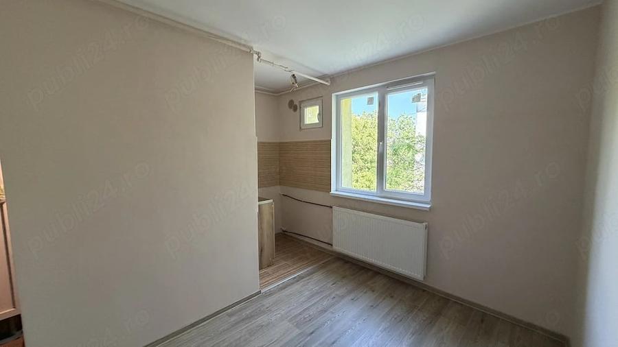 Apartament cu 2 camere nedecomandat în Baicului