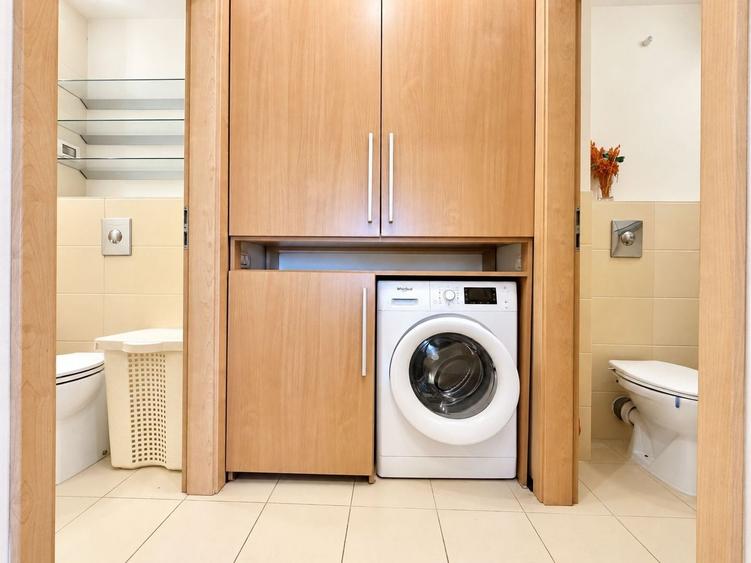 Apartament cu 3 camere decomandat, mobilat în Circumvalațiunii