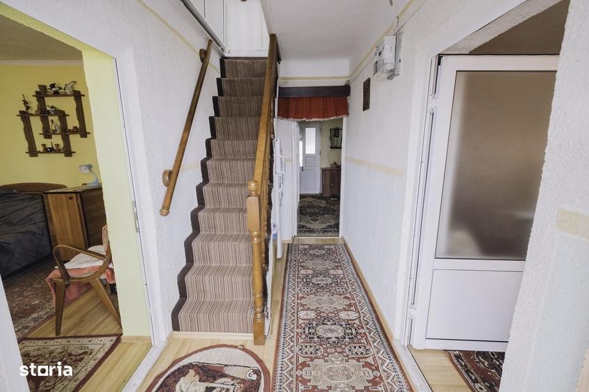 Casă cu 4 camere în Trușești
