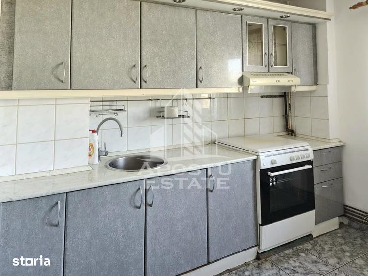 Apartament cu 2 camere semidecomandat în Malul Mureșului