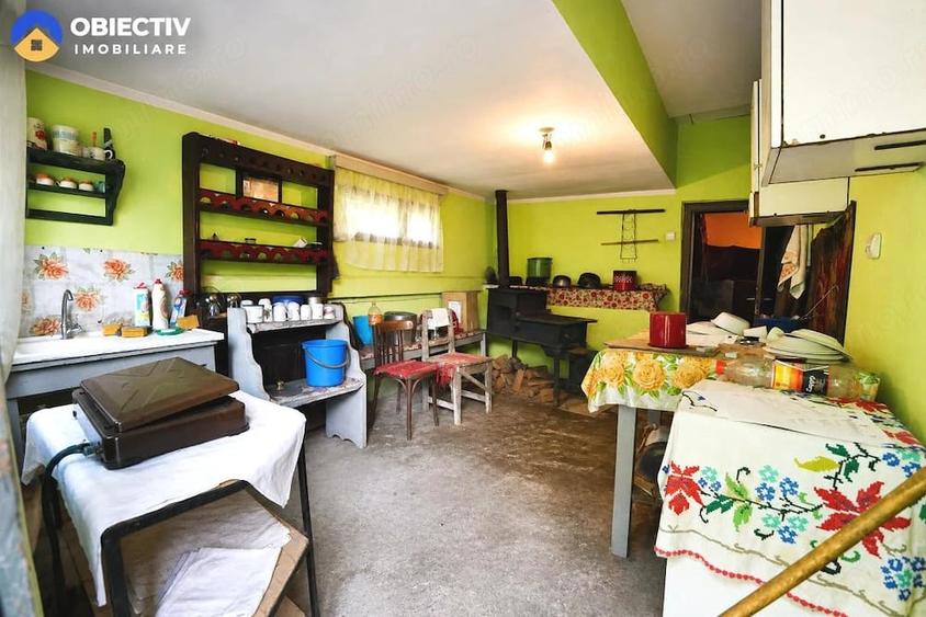 Casă cu 3 camere cu Teren 3302 Mp în Telec