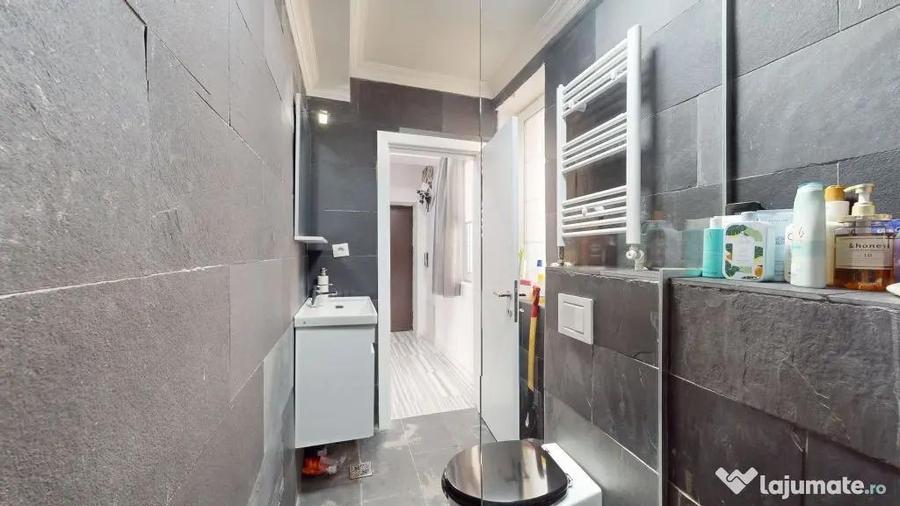 Casă cu 4 camere cu Teren 252 Mp în Fundeni